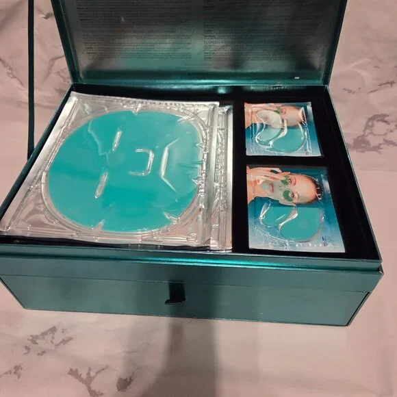 Predire Purified Tea Tree concentrated Skincare Set Deluxe version #150 - Picture 2 of 8